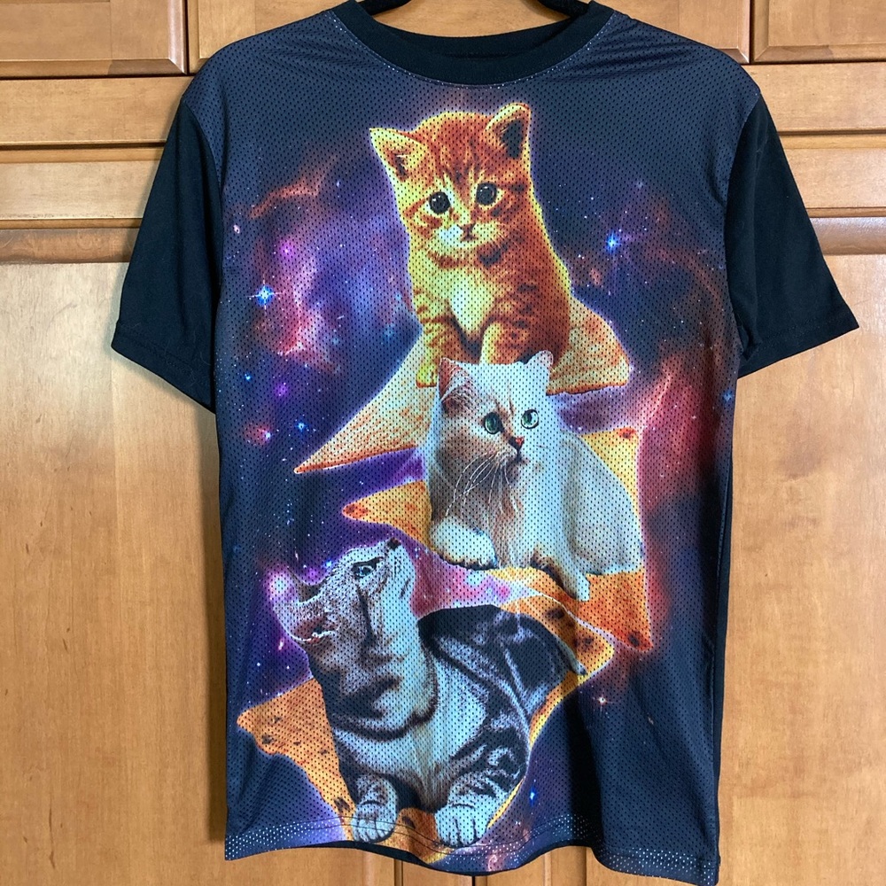Cat T-shirt. Mesh front size Small